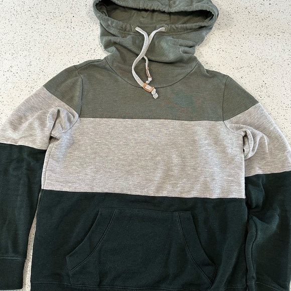 Tentree Banshee Hoodie in green & grey - Picture 1 of 10